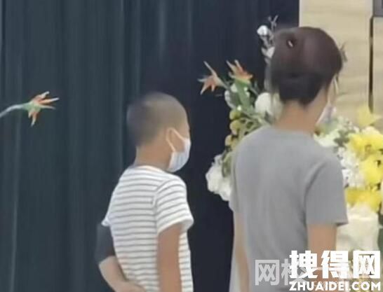 蔣正全7歲兒子追悼會上偷偷抹淚 原因竟是這樣實在太悲劇