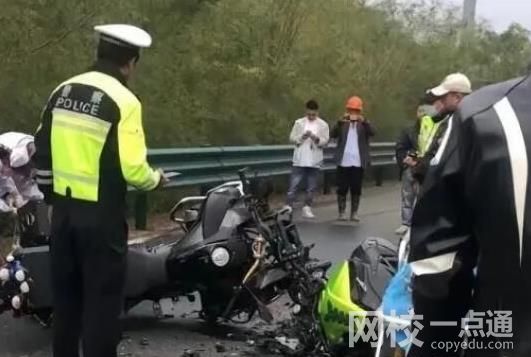 小魚愛吃魚怎么了 車禍現(xiàn)場曝光血跡斑斑實(shí)在是慘烈