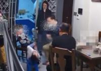 孩子被同學(xué)打傷家長上門掌摑5歲幼兒 內(nèi)幕曝光簡直太讓人氣憤