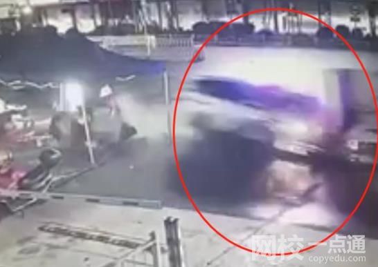 廣西一醉酒男子盜警車后撞三輪車 具體是什么情況?