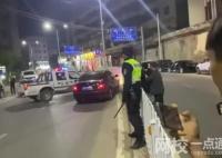 廣東兩男子沖卡撞警車 逃逸后被抓 原因竟是這樣簡(jiǎn)直太可怕了