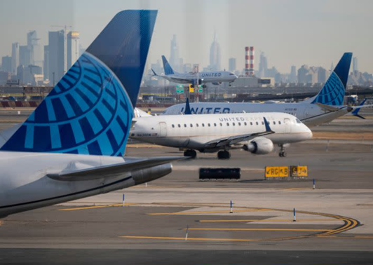 美聯(lián)航一波音737客機(jī)在空中起火 為什么起火？