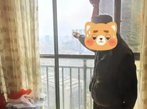 男子從27樓拋下豆腐腦 被行拘6日 實(shí)在太危險(xiǎn)了
