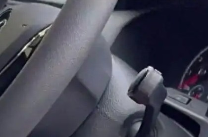 男子酒后找代駕起沖突示范挪車(chē)被罰 原因竟是這樣太無(wú)奈了