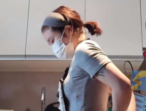 女子上門做飯每天6單月薪近2萬 為什么這么火爆？